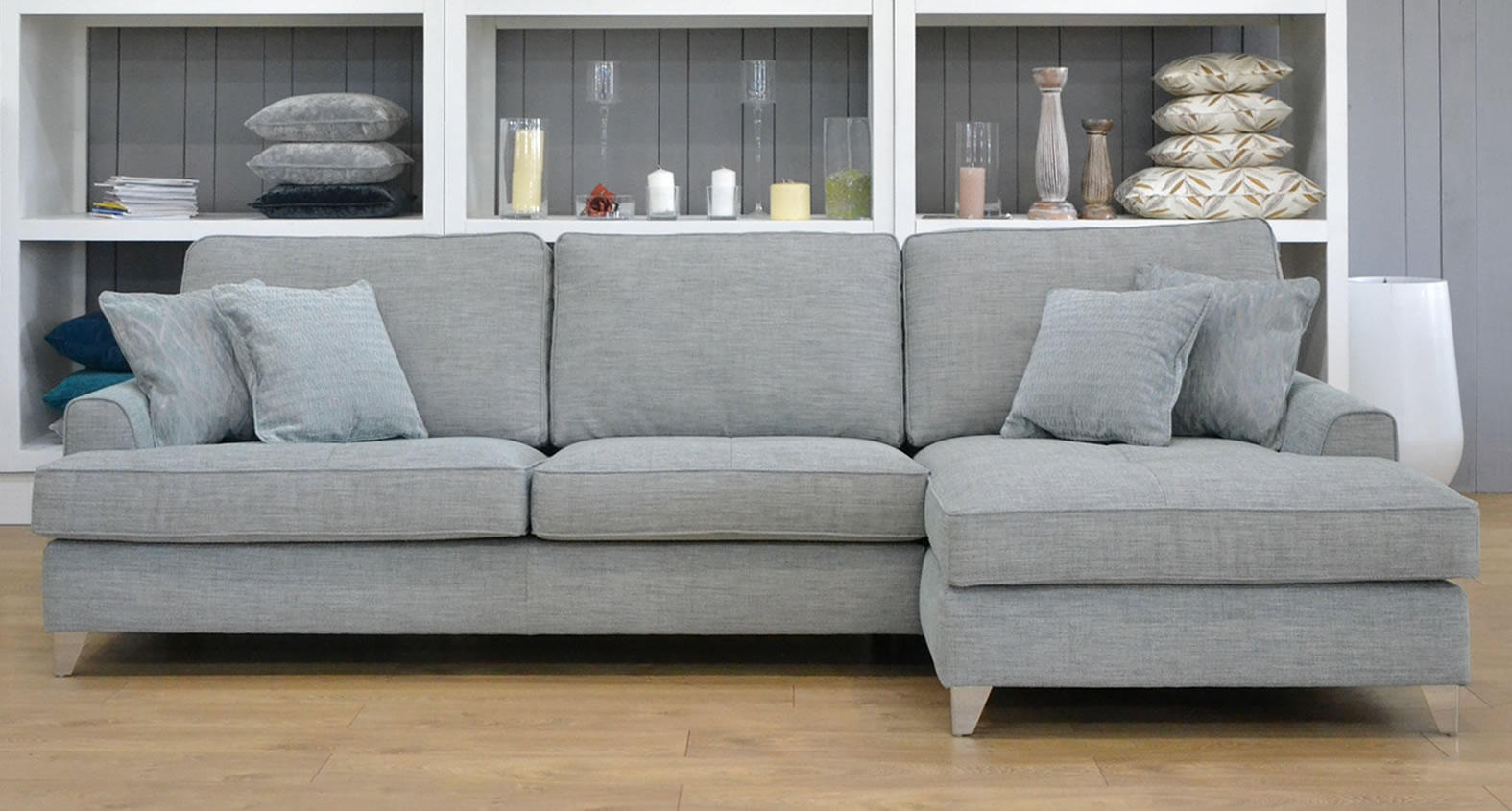 Signature Collection Pulse Chaise Sofa Roomset